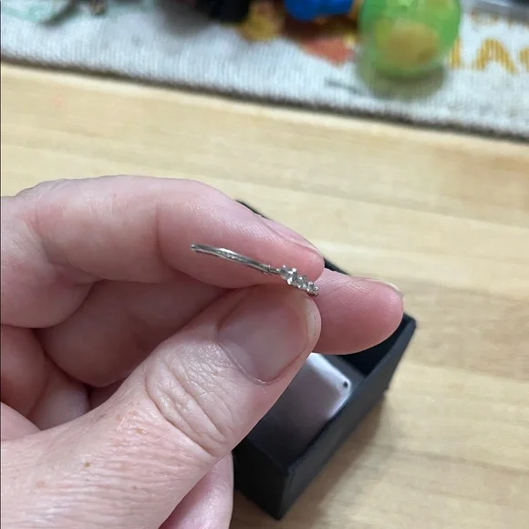 Elegant 14K White Gold Diamond Hoop Earrings - Picture 2 of 6